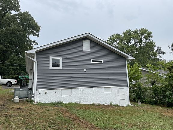 5th image of 1012 Belmeade Ave