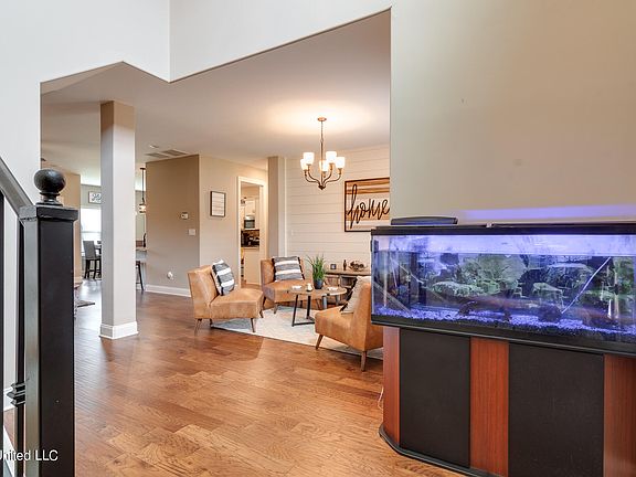 3rd image of 5021 Kensington Creek Dr