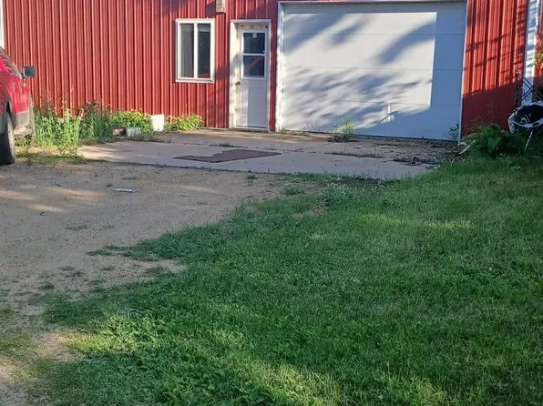 45872 County Road 9, Staples, MN 56479