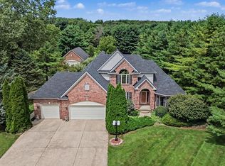 12273 Laginess Rd, La Salle, MI 48145