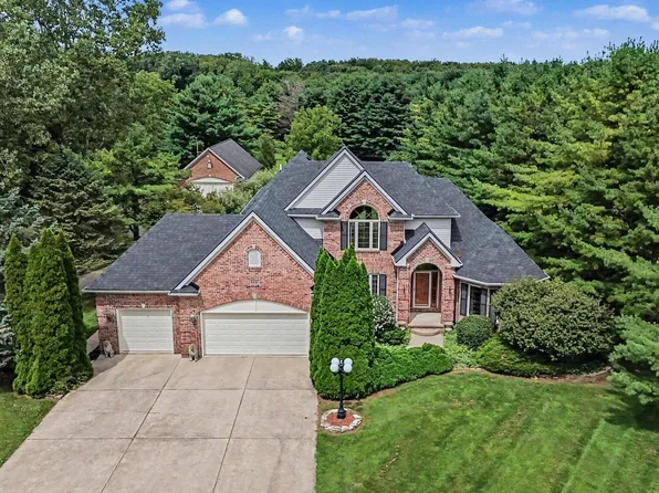 12273 Laginess Rd, La Salle, MI 48145