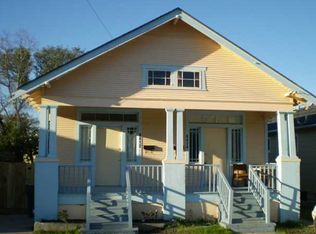 8412 Apple St, New Orleans, LA 70118