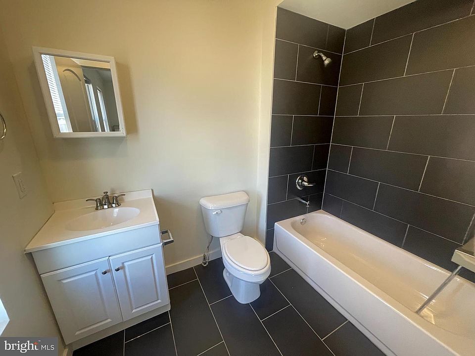 1st image of 1515 N 16th St #17