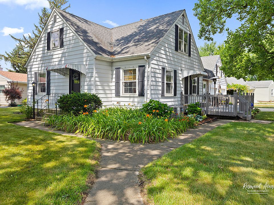 1361 Circle Dr NW, Kankakee, IL 60901 Zillow