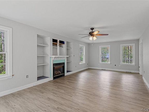3rd image of 17254 Burchett Ln