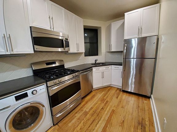 2nd image of 2192 Frederick Douglass Blvd #3EE