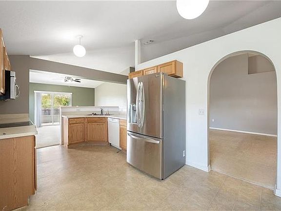 5th image of 5683 Sycamore Canyon Dr