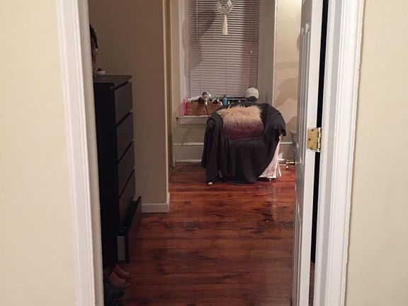 2nd image of 4649 Umbria St APT 8