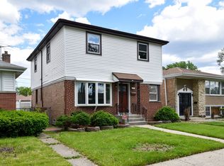 1111 S 32nd Ave, Bellwood, IL 60104