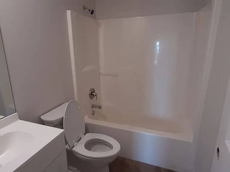 426 Summer Dr — Photo 11
