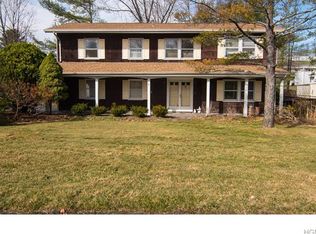 55 Garfield Rd, Spring Valley, NY 10977