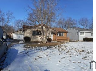 134 Wilson Ave, Machesney Park, IL 61115