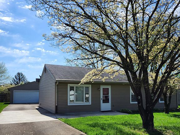 2nd image of 6616 Ashbrooke Dr