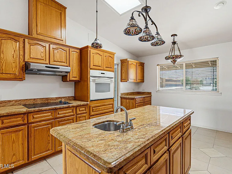 2801 Polk Ave — Photo 8