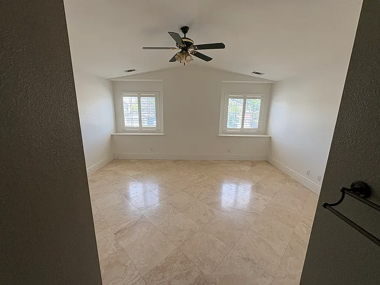 2235 Ventnor Ln — Photo 19