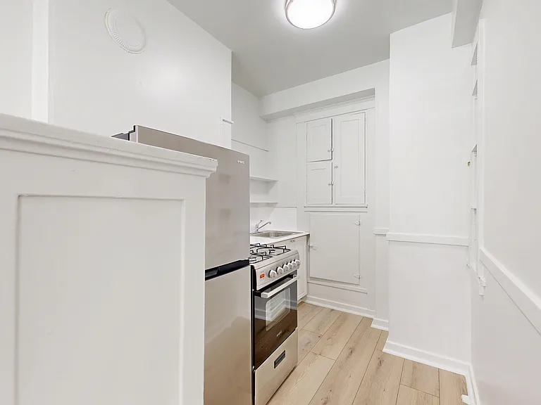 505 Taylor St #204 — Photo 3