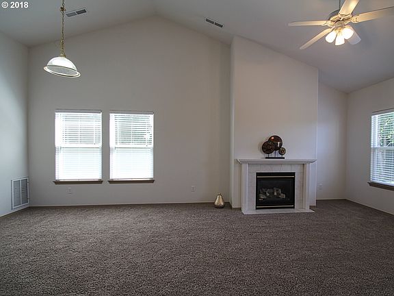 4th image of 3219 NW Ogden St