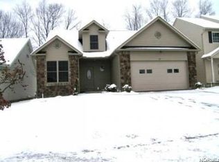 93 Quartz Ave, Peninsula, OH 44264