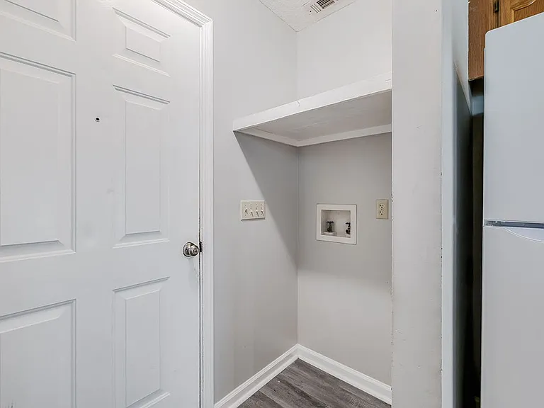 4903 McCall Rd — Photo 14