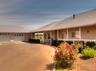 6875 Villa Compadre Ln, Anderson, CA 96007