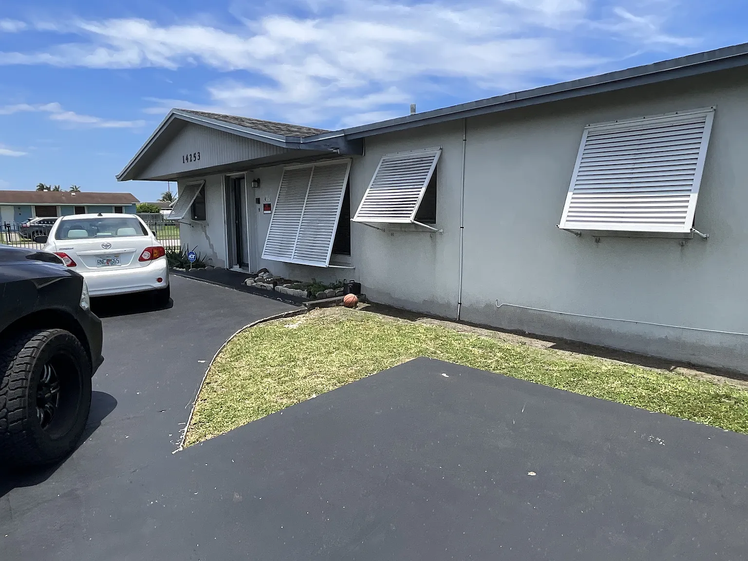14253 Southwest 107th Place - 1 — Photo 2