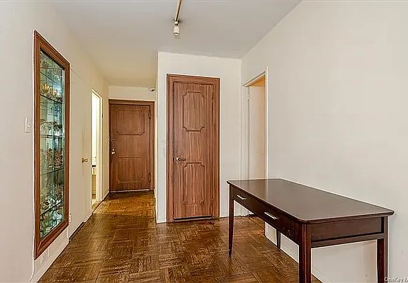 3rd image of 303 E 57th St APT 14F