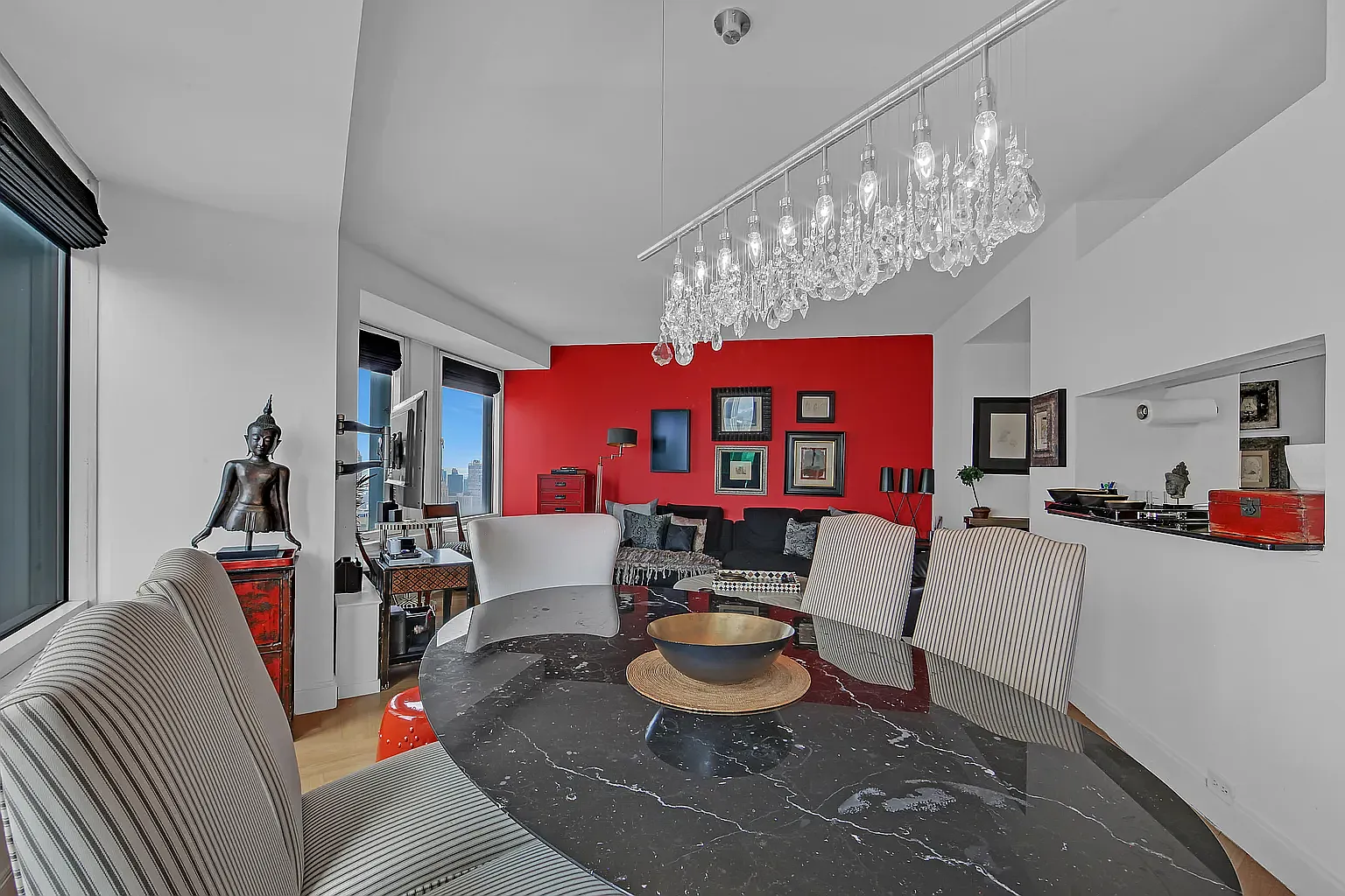 150 West 56th Street — Photo 2