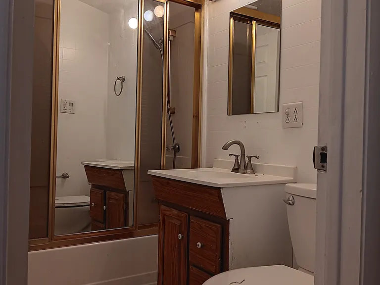 1N742 Forest Ave — Photo 9