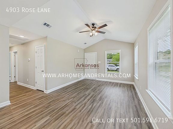 2nd image of 4903 Rose Ln