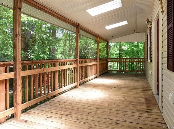 2nd image of 150 Pioneer Dr