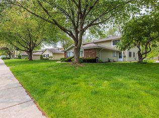 87 Milrace Dr, East Rochester, NY 14445