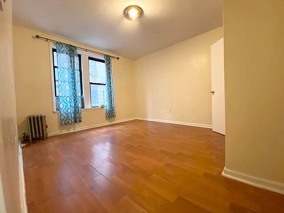 4th image of 548 W 164th St APT 3C