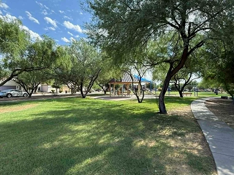 885 W Calle Muro Fuerte — Photo 41