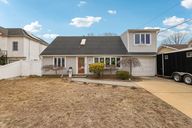 Hilaire Way-001.jpg