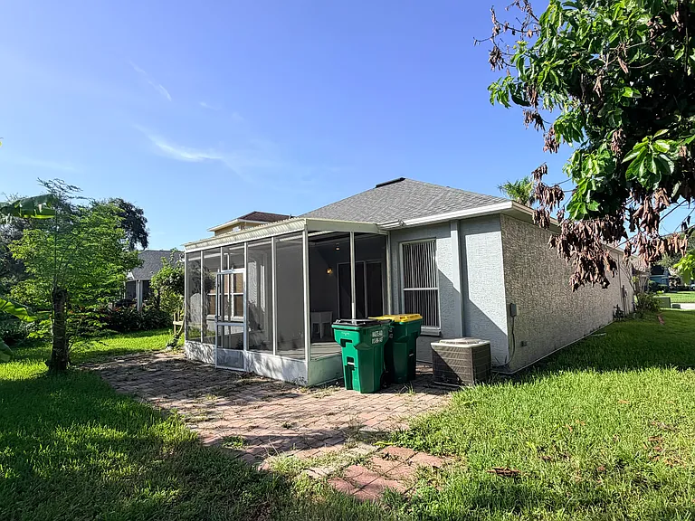 4712 Mapletree Loop — Photo 17