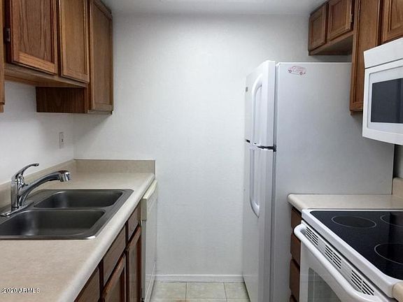 4th image of 8888 N 47th Ave APT 261