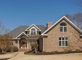 200 Muirfield Dr, Campobello, SC 29322