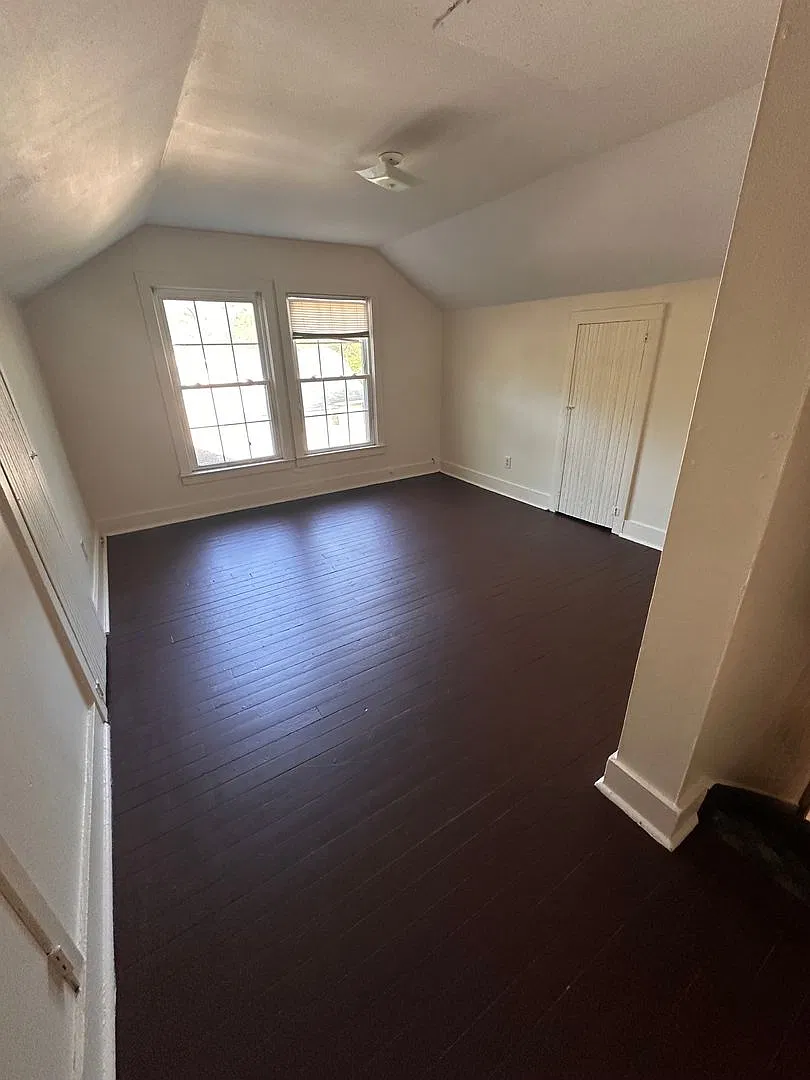 108 Hillside Avenue — Photo 4