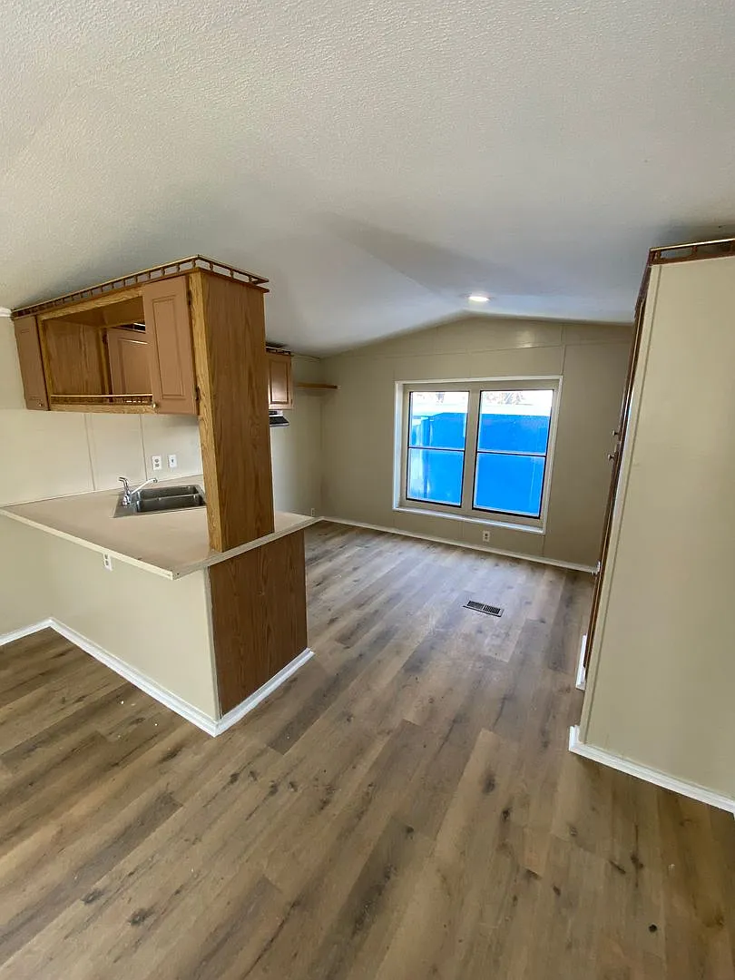 CB Genesee Villa LLC — Photo 2