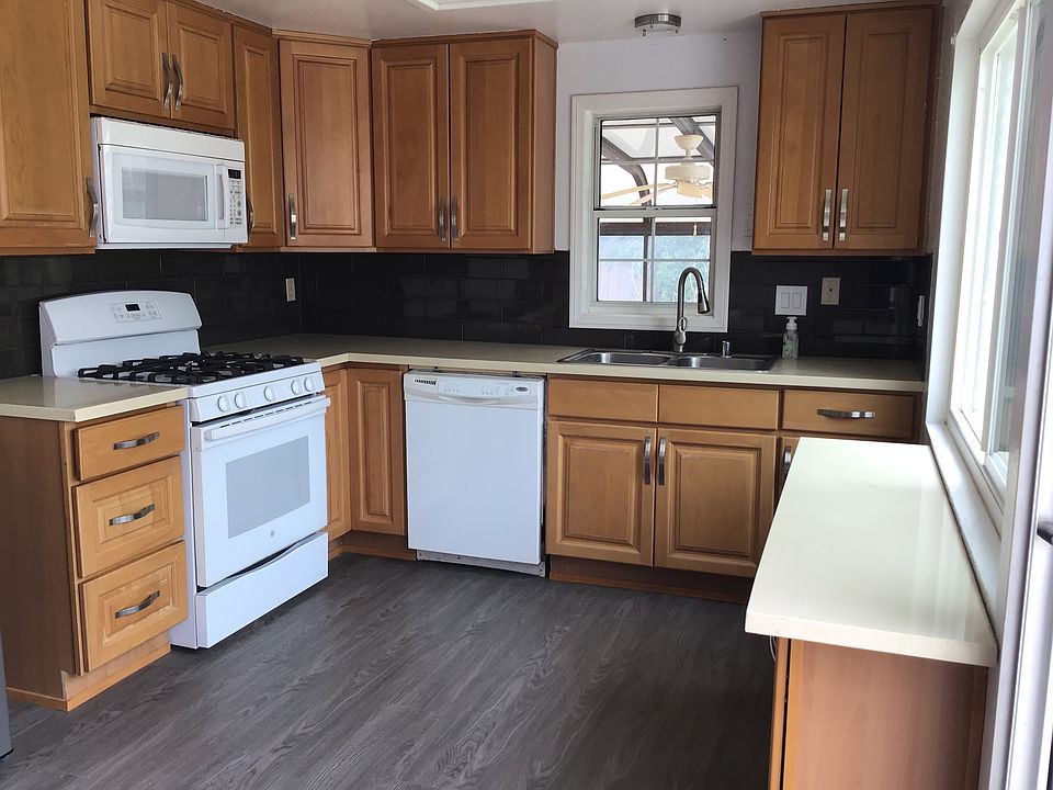 1st image of 3431 Altura Ave