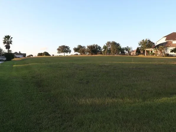 12833 Ventana Ct, Dade City, FL 33525