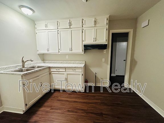 5th image of 3146 Larkspur Dr