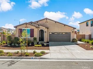 591 Heathers St, Hemet, CA 92543
