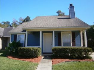 319 Meadow Bend Dr, Baton Rouge, LA 70820