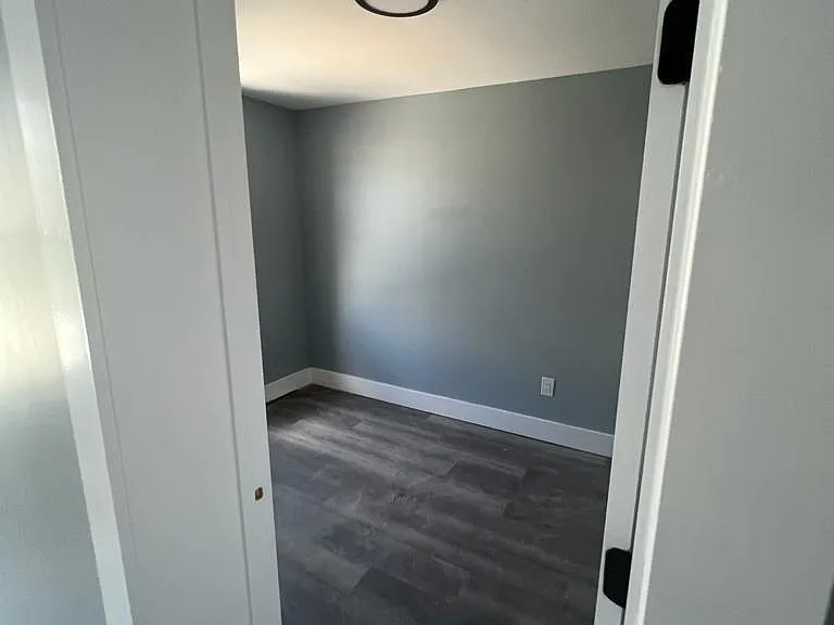 75 W 19th St #2 — Photo 7