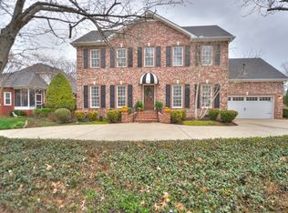 2709 Crazy Horse, Murfreesboro, TN 37127