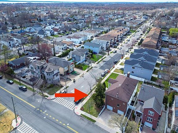 3rd image of 740 Marcy Ave