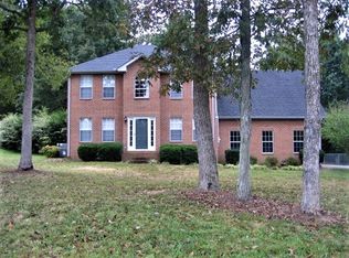 4004 Dell Dr, Mount Juliet, TN 37122