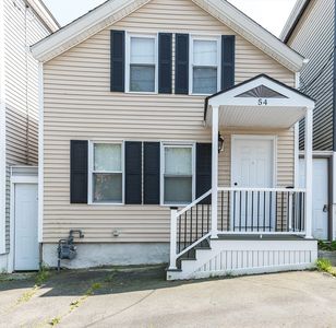 54 Hazard St, New Bedford, MA, 02740