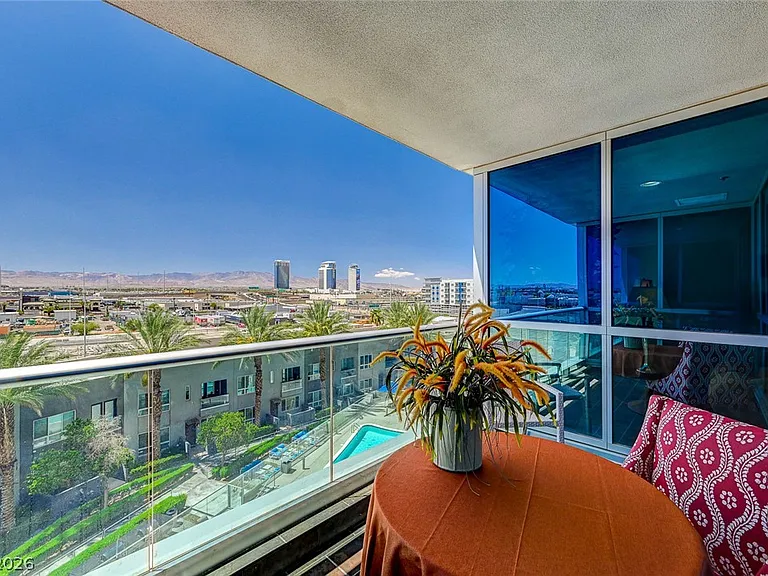 4575 Dean Martin Dr #506 — Photo 19